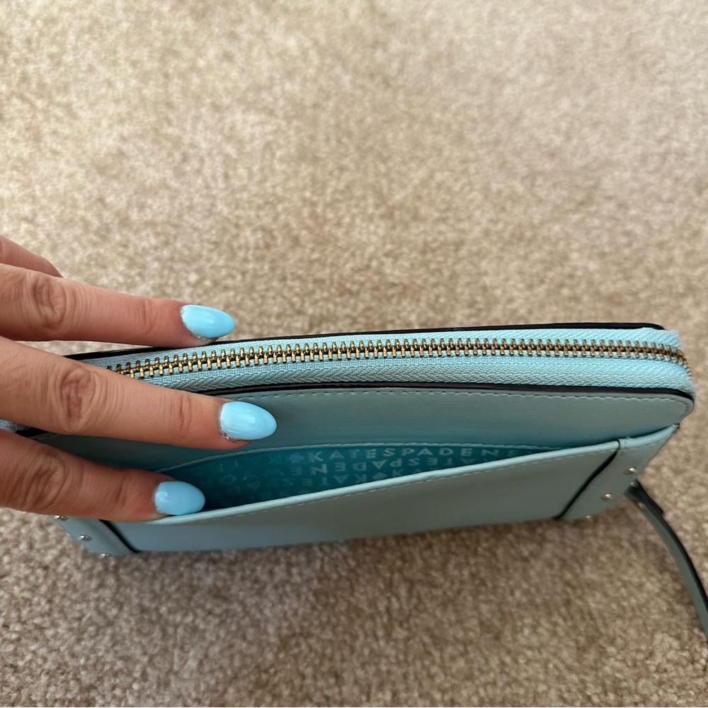 Kate Spade Wallet - Picture 4 of 6